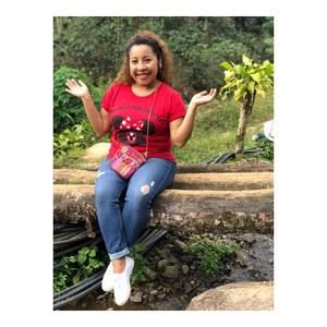 Meet your Posher, Celia